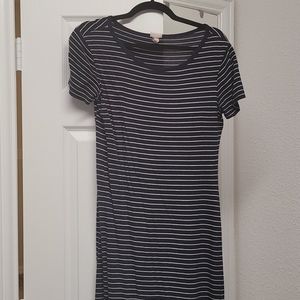 STRIPED MAXI DRESS WITH SIDE SLITS